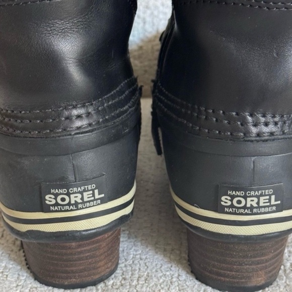 Sorel Conquest Carly Black Women's Winter Lace-Up Boots 8 - Picture 7 of 11